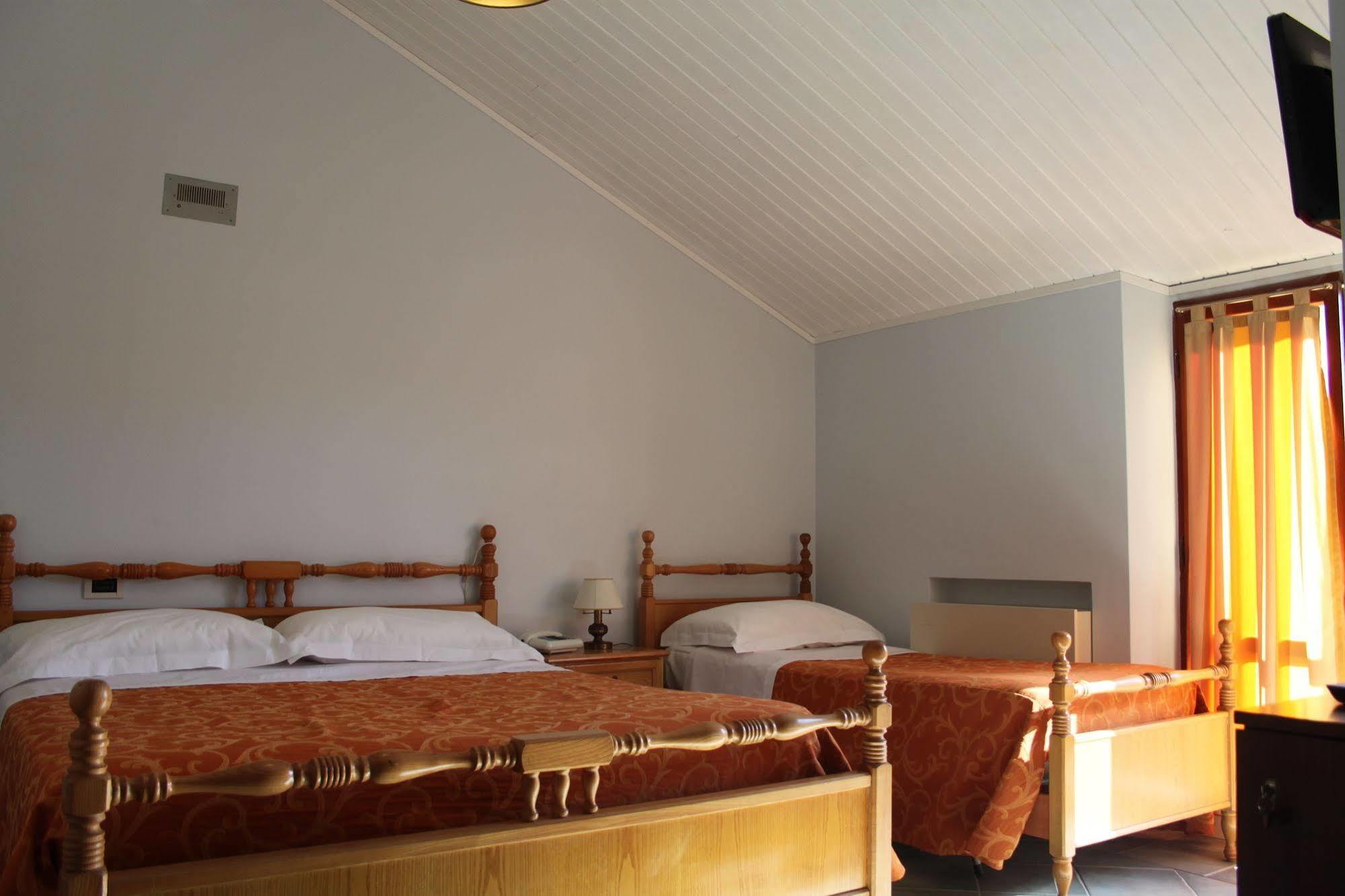 Hotel Girasole Civitanova Marche Exteriér fotografie